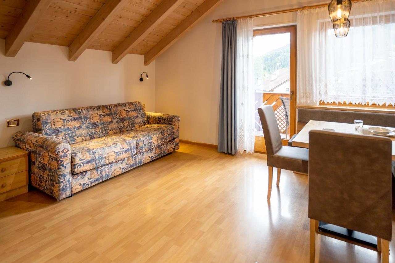 Apartments Lasteis La Villa  Buitenkant foto