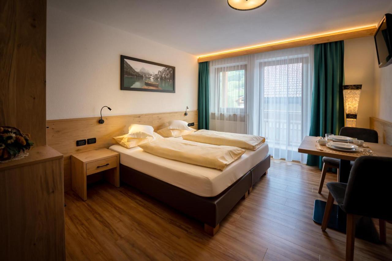 Apartments Lasteis La Villa  Buitenkant foto