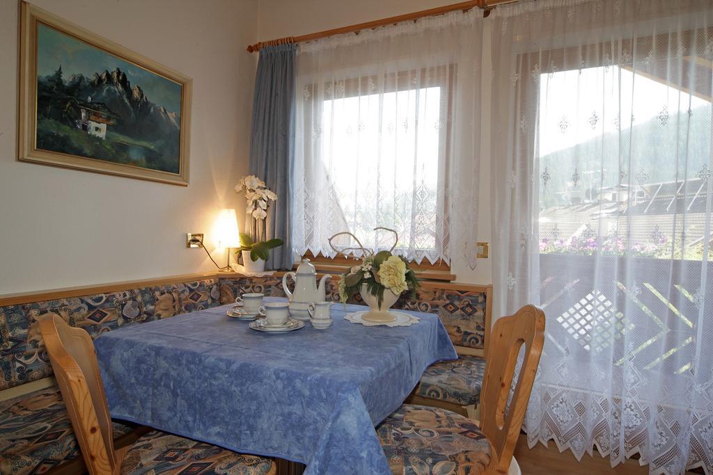 Apartments Lasteis La Villa  Buitenkant foto