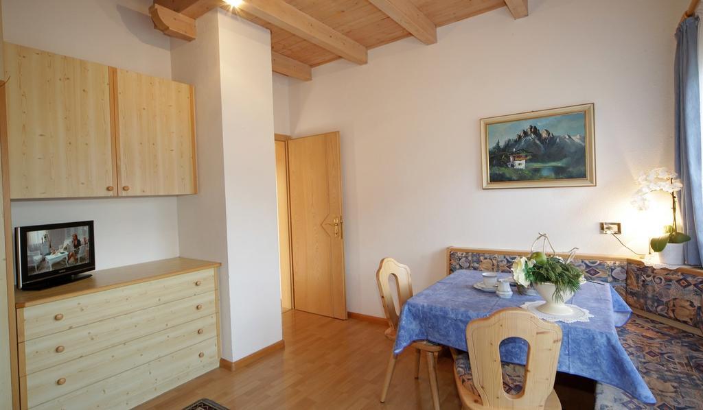 Apartments Lasteis La Villa  Buitenkant foto
